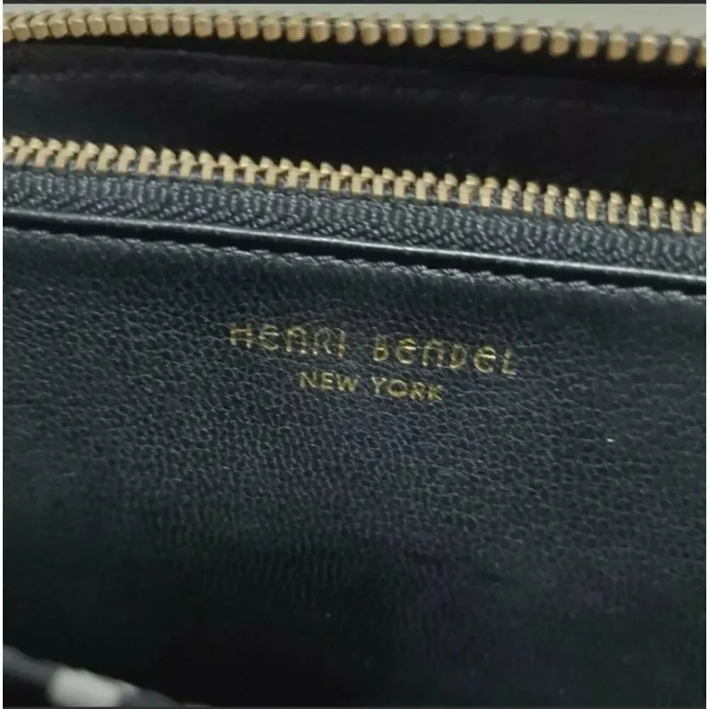 Henri Bendel Womens Wallet